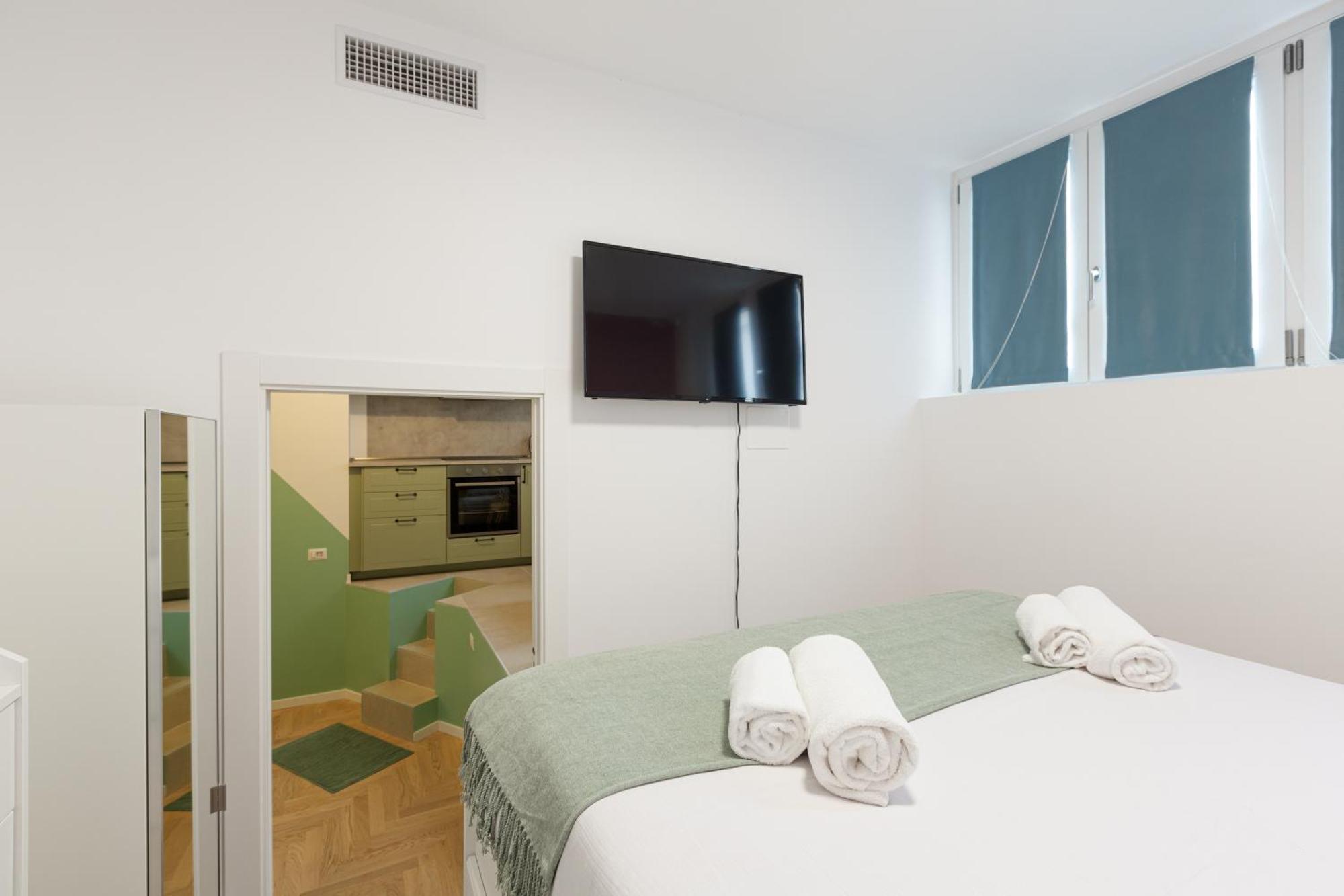 Insubria Park - Pastel Color Apartment! ميلان المظهر الخارجي الصورة
